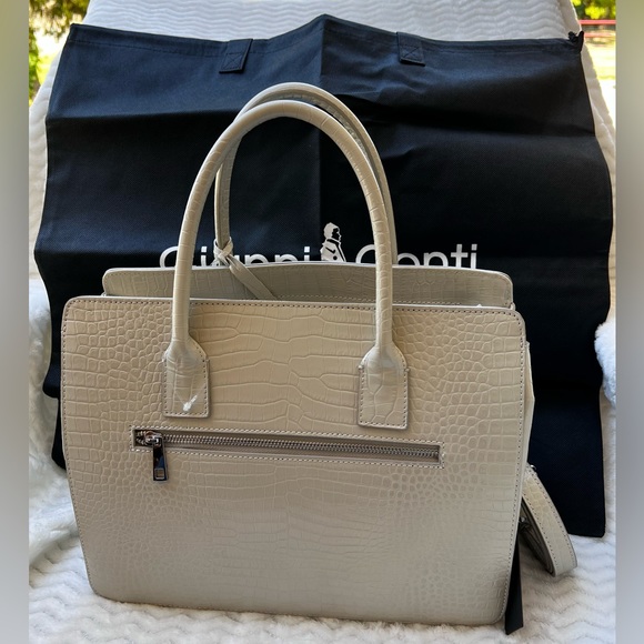 NWT Gianni Conti Cream Handbag - Picture 2 of 15